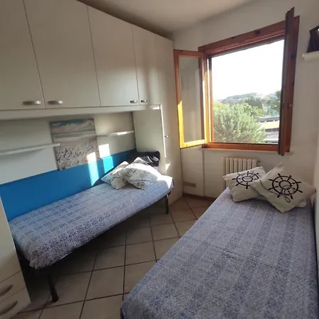 Passione Marinara-comodo Al Mare E Ai Servizi Nyaraló